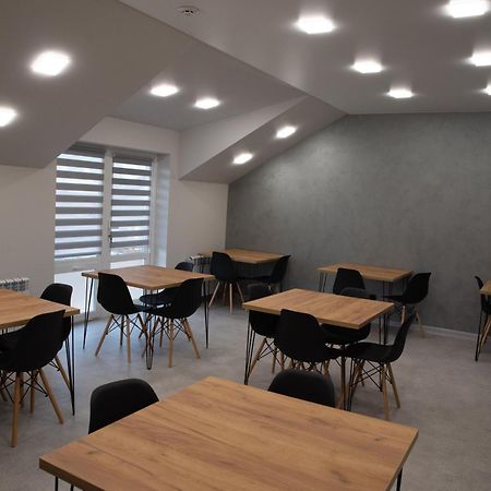 Готельні Кімнати Bodro Clinic Novovolyns'k Eksteriør billede