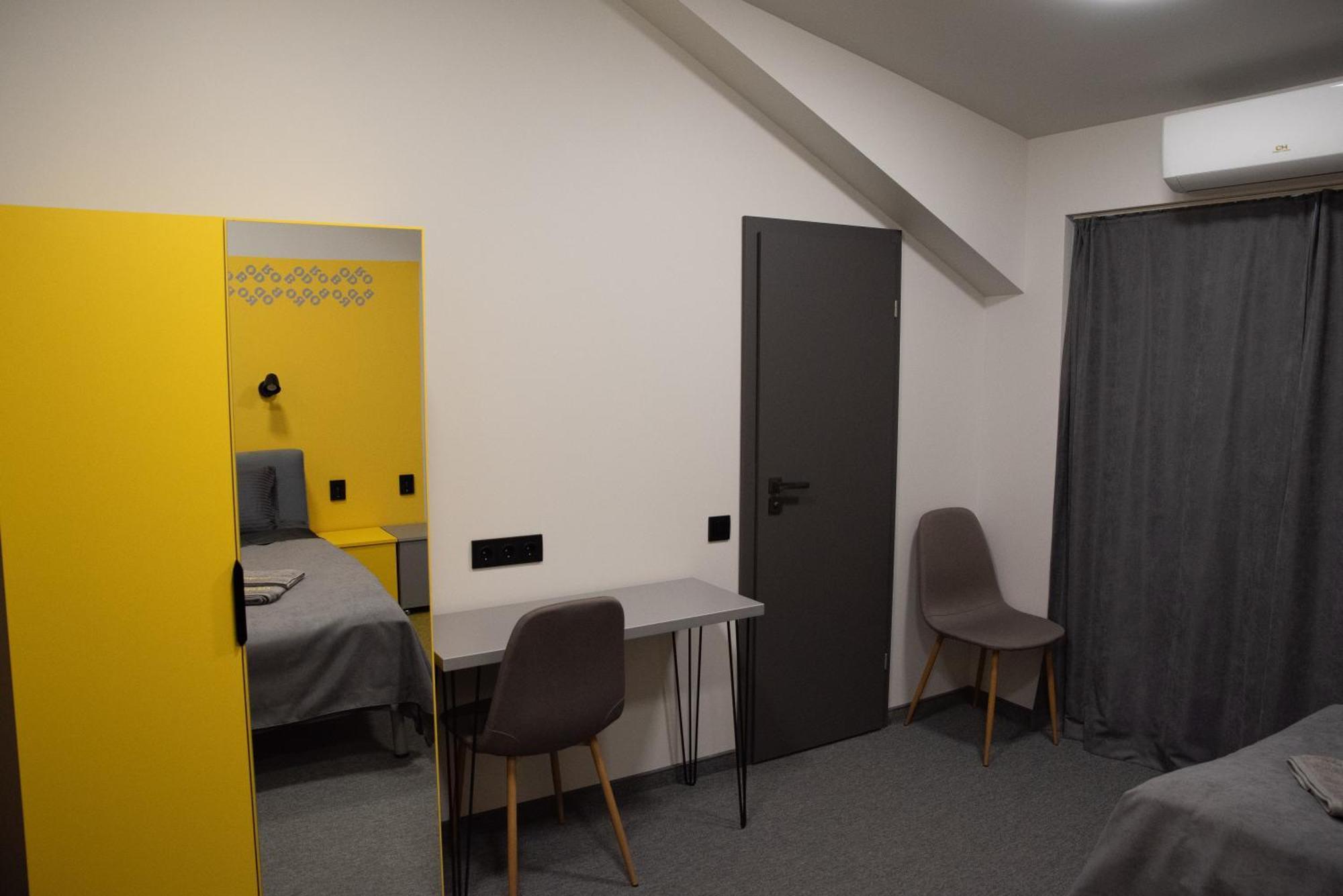 Готельні Кімнати Bodro Clinic Novovolyns'k Eksteriør billede